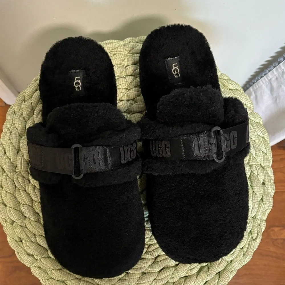 UGG black fuzzy